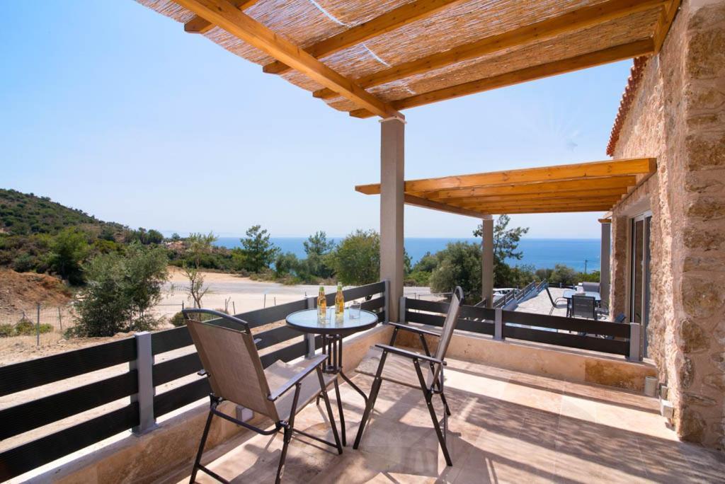Mare Pedra Villas Skala Marion Exterior photo